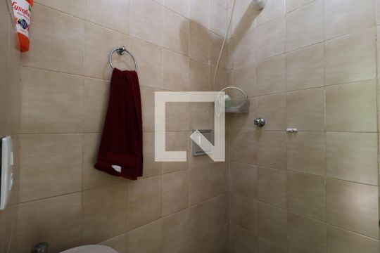 Banheiro Externo de casa à venda com 3 quartos, 200m² em Vila Alpina, Santo André