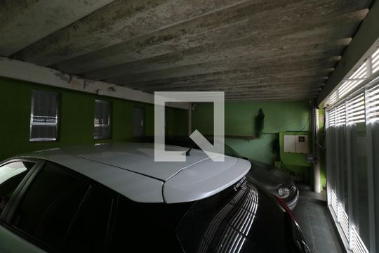 Garagem de casa à venda com 3 quartos, 200m² em Vila Alpina, Santo André