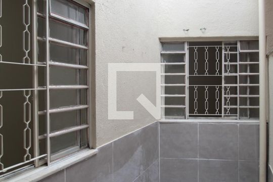 Área de Serviço de casa para alugar com 2 quartos, 60m² em Jardim Guanabara, Belo Horizonte