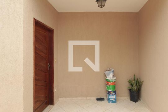 Garagem de casa para alugar com 2 quartos, 60m² em Jardim Guanabara, Belo Horizonte