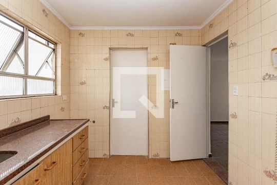 Cozinha de apartamento para alugar com 3 quartos, 92m² em Vila Moraes, São Paulo