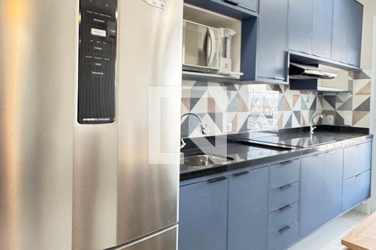 Cozinha de apartamento para alugar com 2 quartos, 45m² em Bethaville I, Barueri