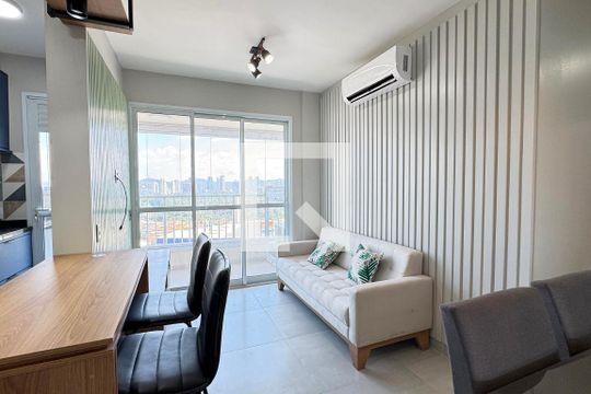 Apartamento para alugar com 2 quartos, 45m² em Bethaville I, Barueri