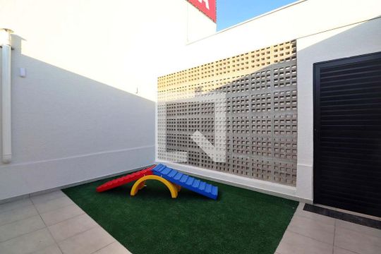 Área comum de apartamento à venda com 2 quartos, 42m² em Vila Palmares, Santo André