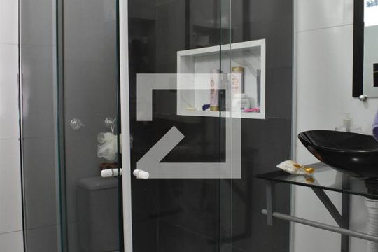 Banheiro Suíte de casa de condomínio à venda com 1 quarto, 60m² em Cascatinha, Curitiba