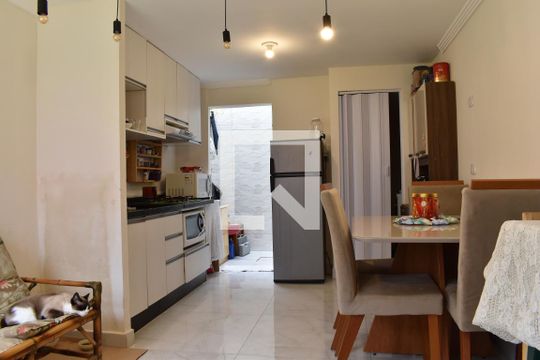 Casa de Condomínio à venda com 1 quarto, 60m² em Cascatinha, Curitiba