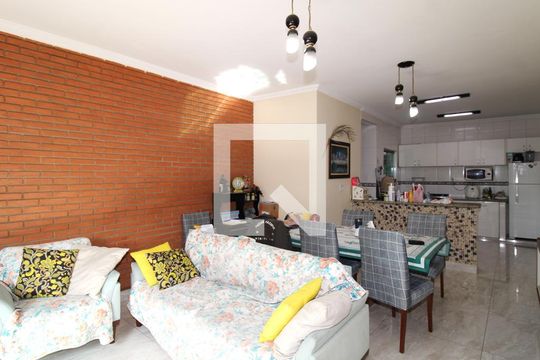 Sala de casa à venda com 2 quartos, 200m² em Parque Edu Chaves, São Paulo