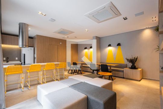 Salão de Festas de kitnet/studio à venda com 1 quarto, 32m² em Sumarezinho, São Paulo