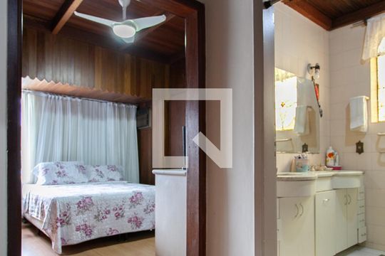 Suíte 1 de casa à venda com 5 quartos, 500m² em Pampulha, Belo Horizonte