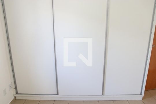 Suíte de apartamento para alugar com 3 quartos, 65m² em Setor Negrão de Lima, Goiânia