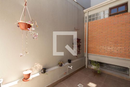 Jardim de casa à venda com 5 quartos, 250m² em Glória, Porto Alegre