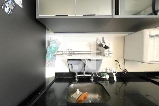 Cozinha de apartamento à venda com 3 quartos, 94m² em Mirandópolis, São Paulo