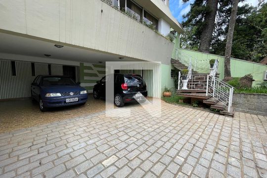 Garagem de casa para alugar com 5 quartos, 350m² em Rolinópolis, São Paulo