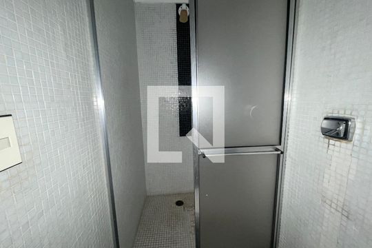 Banheiro de casa à venda com 1 quarto, 150m² em Perdizes, São Paulo
