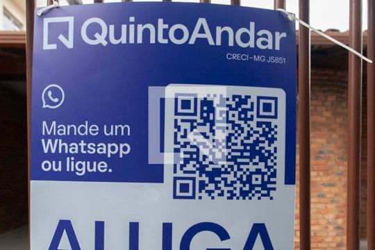Plaquinha instalada de casa para alugar com 3 quartos, 280m² em Dona Clara, Belo Horizonte