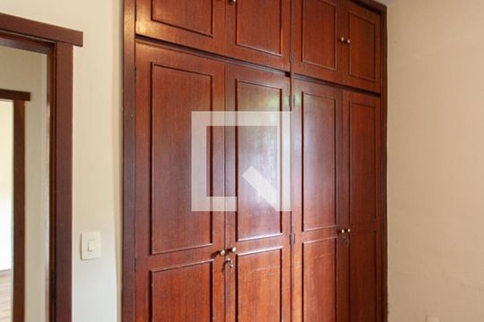 Quarto 2 de casa para alugar com 3 quartos, 280m² em Dona Clara, Belo Horizonte