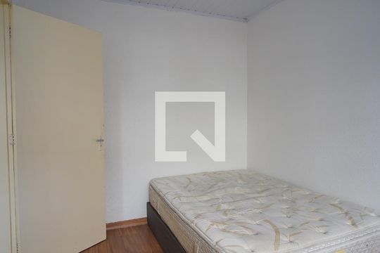 Quarto de apartamento à venda com 1 quarto, 40m² em Petrópolis, Porto Alegre