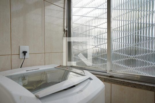 Cozinha e Área de Serviço de apartamento à venda com 1 quarto, 40m² em Petrópolis, Porto Alegre