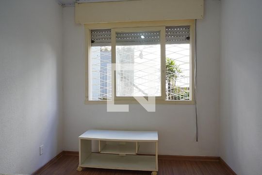 Quarto de apartamento à venda com 1 quarto, 40m² em Petrópolis, Porto Alegre