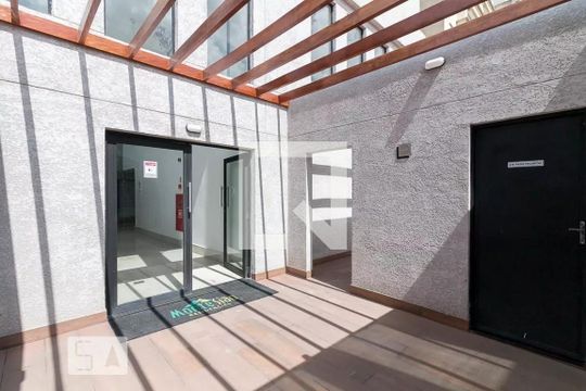 Entrada de apartamento à venda com 2 quartos, 60m² em Ponte Grande, Guarulhos
