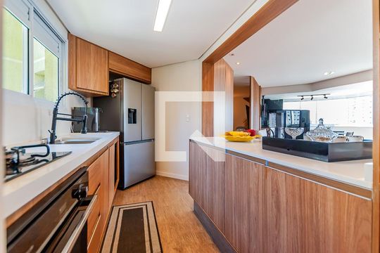 Cozinha de apartamento para alugar com 3 quartos, 117m² em Vila Andrade, São Paulo