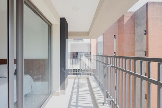 Varanda de kitnet/studio à venda com 1 quarto, 26m² em Paraíso, São Paulo