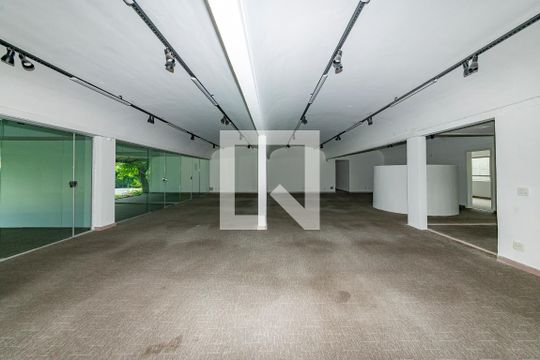 Sala 1 de casa à venda com 5 quartos, 845m² em Cidade Jardim, Belo Horizonte