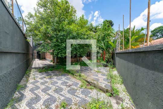 Quintal de casa à venda com 5 quartos, 845m² em Cidade Jardim, Belo Horizonte