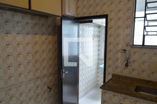 Cozinha de apartamento para alugar com 2 quartos, 60m² em Jacarepaguá, Rio de Janeiro