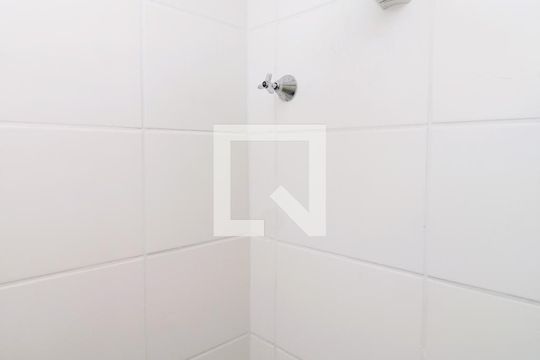 Banheiro da Suíte de apartamento à venda com 1 quarto, 30m² em Parque Vitoria, São Paulo