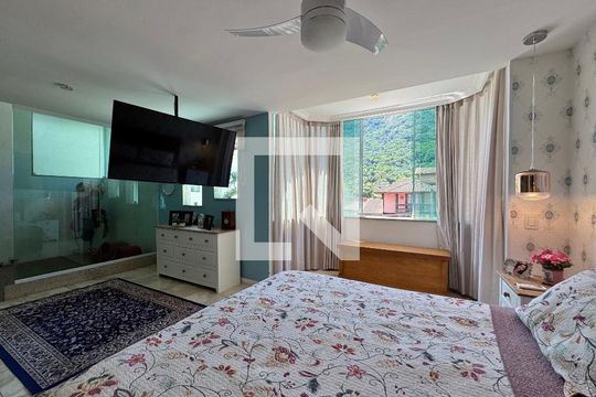 Suíte 1 (Master) de casa à venda com 4 quartos, 350m² em Recreio dos Bandeirantes, Rio de Janeiro