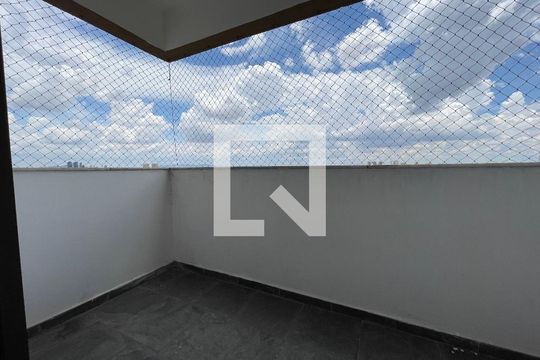 Varanda de apartamento à venda com 2 quartos, 65m² em Jardim Ester, São Paulo