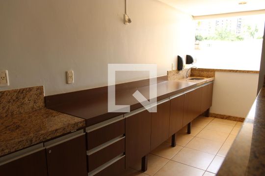 Área comum de kitnet/studio para alugar com 1 quarto, 27m² em Setor Marista, Goiânia
