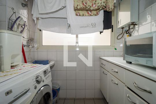 Área de Serviço de apartamento para alugar com 3 quartos, 75m² em Vila Andrade, São Paulo