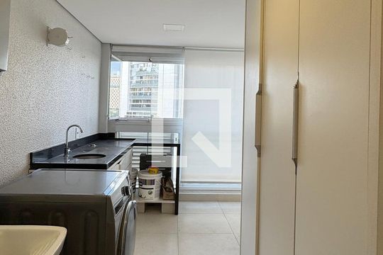 Área de Serviço de apartamento à venda com 2 quartos, 76m² em Empresarial 18 do Forte, Barueri