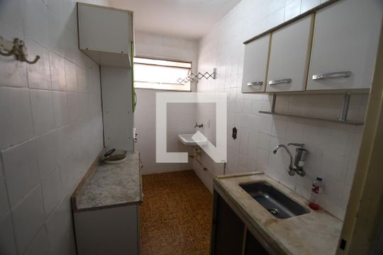 Cozinha de apartamento à venda com 1 quarto, 35m² em Centro, Campinas