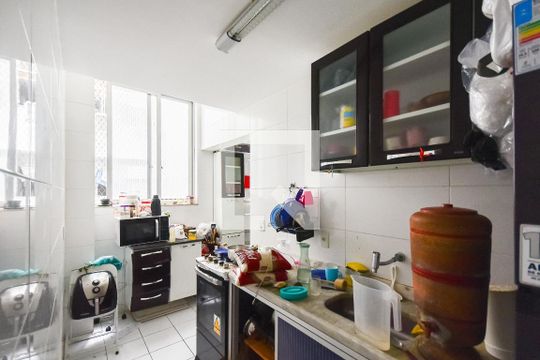 Cozinha de apartamento à venda com 3 quartos, 82m² em Tijuca, Rio de Janeiro
