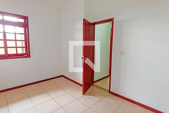 Casa à venda com 3 quartos, 344m² em Paraíso, Belo Horizonte