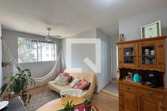 Sala de apartamento à venda com 2 quartos, 45m² em Vargem Pequena, Rio de Janeiro