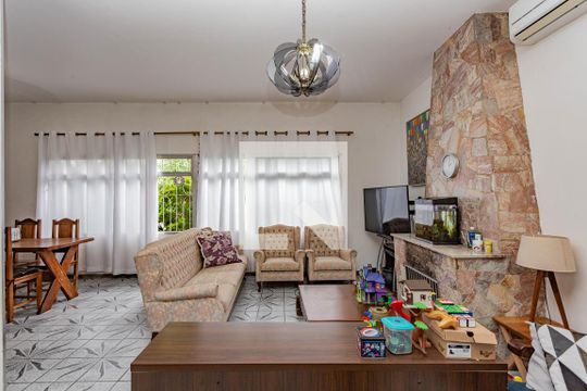 Sala de casa à venda com 3 quartos, 300m² em Jardim da Saúde, São Paulo