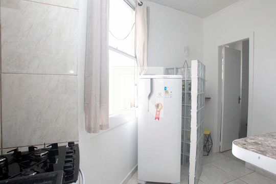 Cozinha de apartamento à venda com 1 quarto, 33m² em Centro Histórico, Porto Alegre
