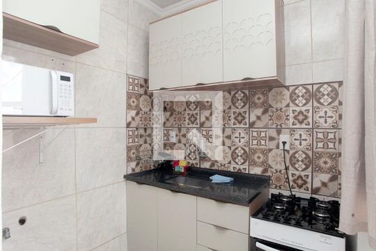 Cozinha de apartamento à venda com 1 quarto, 33m² em Centro Histórico, Porto Alegre