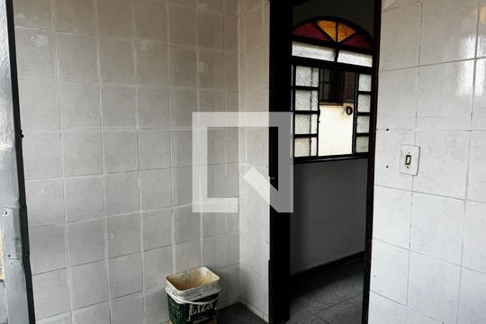 Cozinha de apartamento para alugar com 2 quartos, 75m² em Goiânia, Belo Horizonte