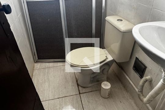 Banheiro 2 de apartamento para alugar com 2 quartos, 75m² em Goiânia, Belo Horizonte