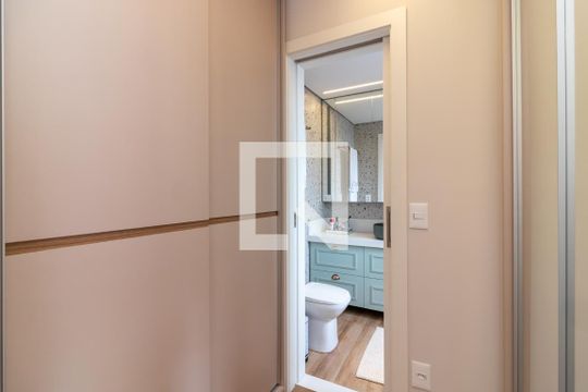 Suíte de apartamento à venda com 2 quartos, 70m² em Santa Teresinha, São Paulo