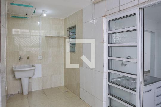 Área de Serviço de apartamento para alugar com 1 quarto, 44m² em Vila Romana, São Paulo