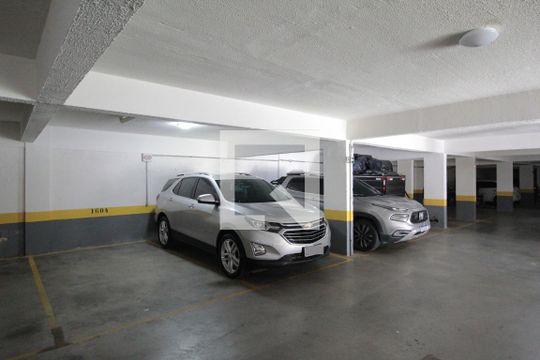 Garagem de apartamento à venda com 4 quartos, 160m² em Liberdade, Belo Horizonte
