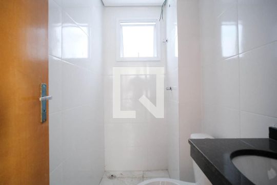 Banheiro de apartamento à venda com 2 quartos, 46m² em Cidade Patriarca, São Paulo