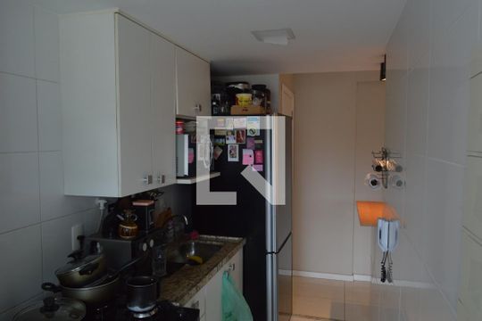 Cozinha de apartamento à venda com 2 quartos, 55m² em Pechincha, Rio de Janeiro