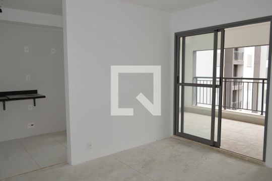 Sala de apartamento à venda com 2 quartos, 71m² em Vila São José, São Paulo